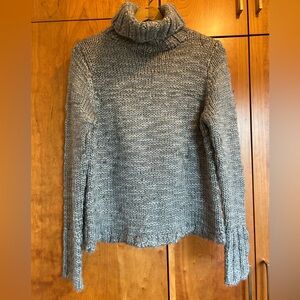 Gap chunky gray turtleneck cropped sweater size L